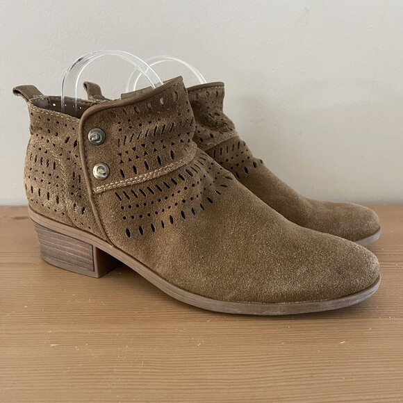 Baretraps Suede Booties Women Size 9.5 M Western Brown Leather Cutout Block Heel - Picture 1 of 13